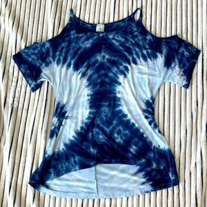 Tie dye cold shoulder top